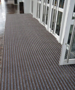 Outdoor Entrance Mat - Super Scraper - 2000 x 200 x 1.3 cm - Brown - PMS050001